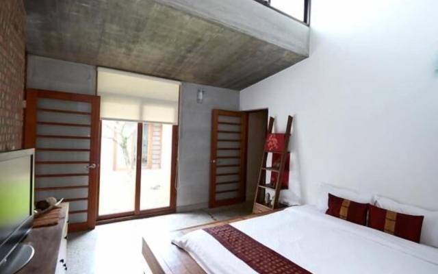 Chang House