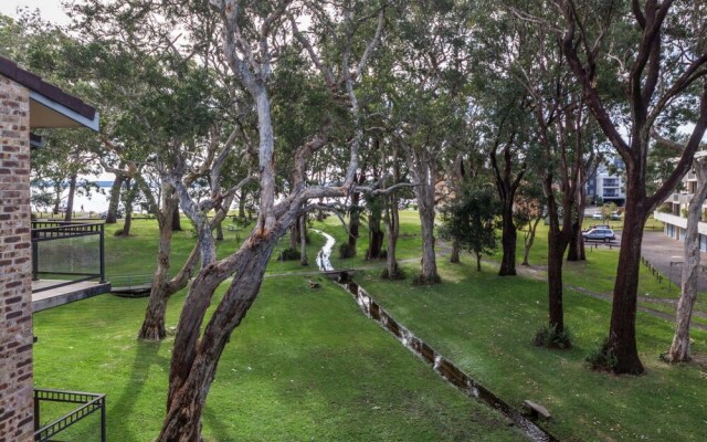 Bay Parklands, Unit 33/2 Gowrie Avenue