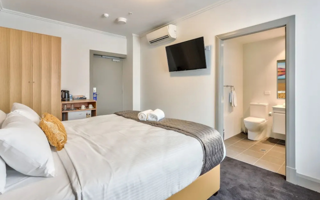 Meridian Hotel