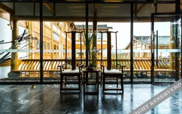 The Jade House · Hongjin