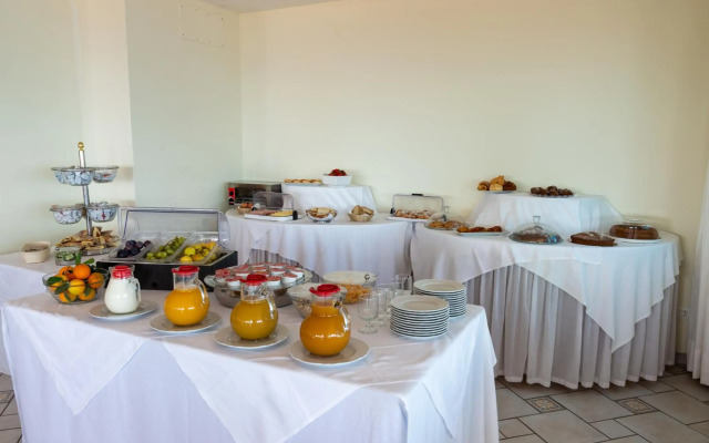 Hotel Villa Ireos