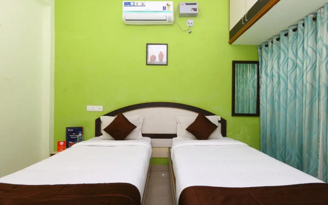 OYO 2612 Hotel Fiesta House