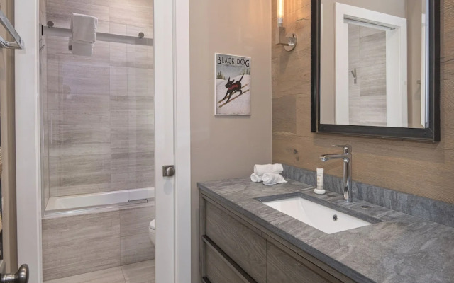 Sun Vail 14a 3 Bedroom Condo by RedAwning
