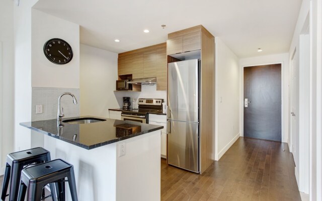 Place des Festivals Serviced Apartments by Hometrotting