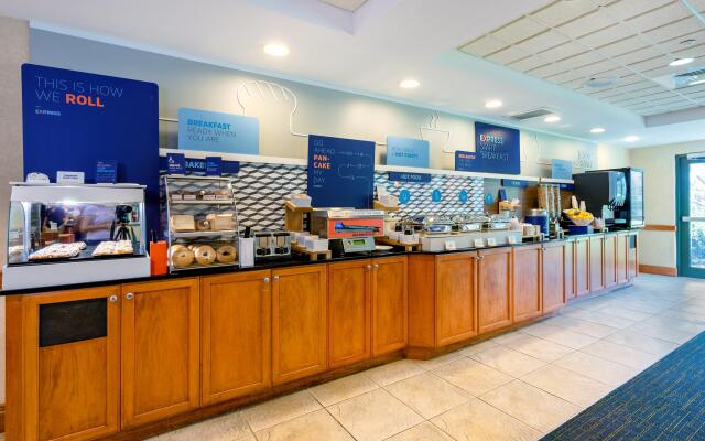 Holiday Inn Express & Suites Bradenton East-Lakewood Ranch by IHG