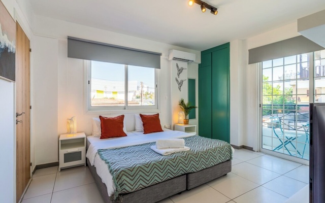 Sofia's Cosy Studio & Balcony in Larnaca