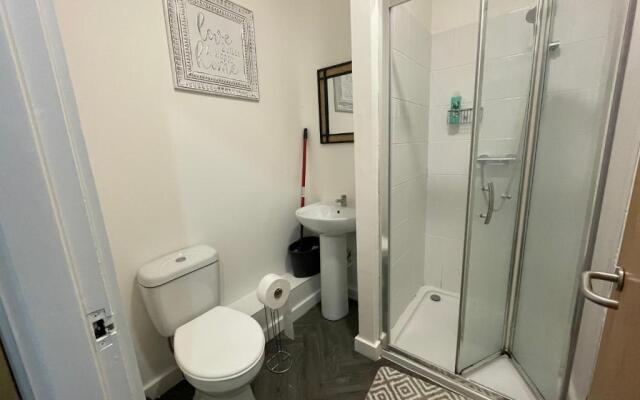 Bv Comfy Budget Studio At Quebec Street Bradford