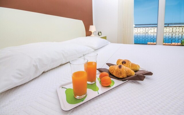 Beautiful Home in Jadranovo With Wifi and 3 Bedrooms