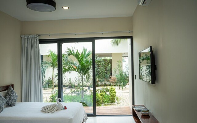 Moonshine Tulum Hotel