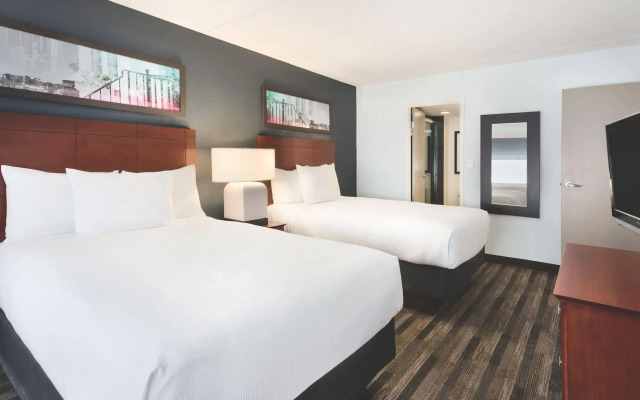 CLT Sky Suites