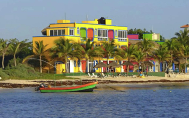 Del Sol Beachfront Hotel and Condos