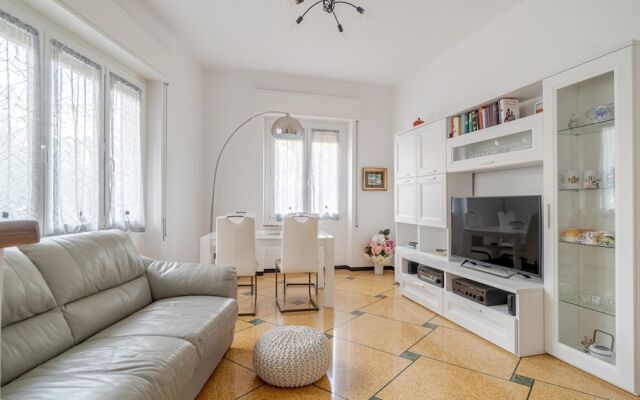 Betti 46 in Rapallo With 1 Bedrooms and 1 Bathrooms