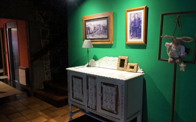 Hotel Rural Palacio Fernández Heres