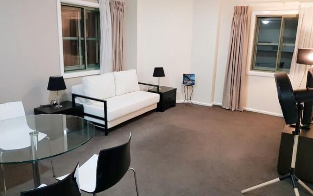 Darling Harbour City View 1 Br Apartment