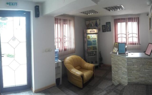 Hotel Rai Shumen