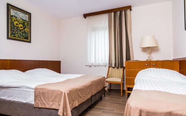 Aparthotel Vila San