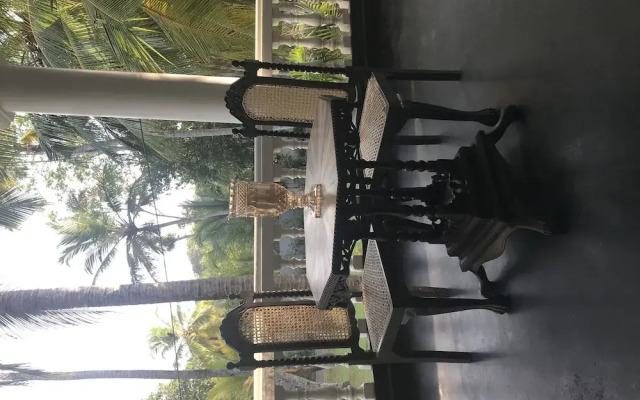 TROPICAL HOUSE Jungleside Villa