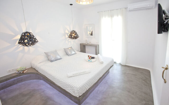 Naxos Euphoria Suites