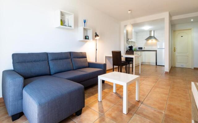 UpTown Urban Apartments -Adults Only- 12 years old