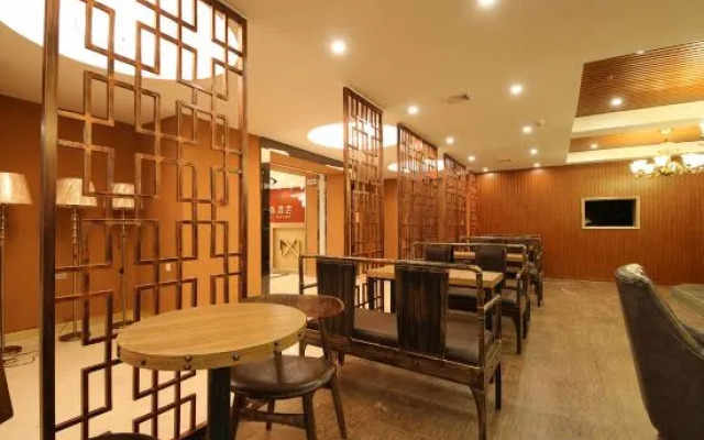Alisen Hotel