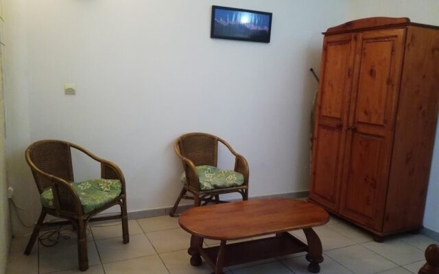 Studio In Saint Denis With Furnished Terrace And Wifi