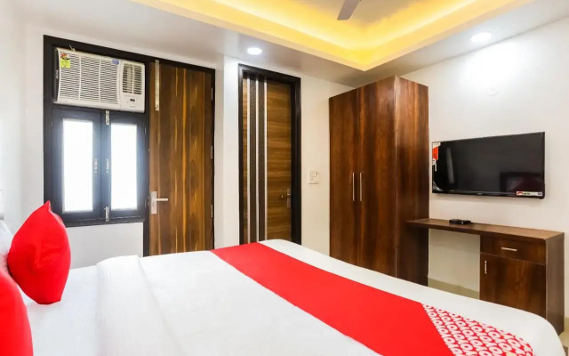 Oyo Flagship 65986 Hotel Signature Rooms