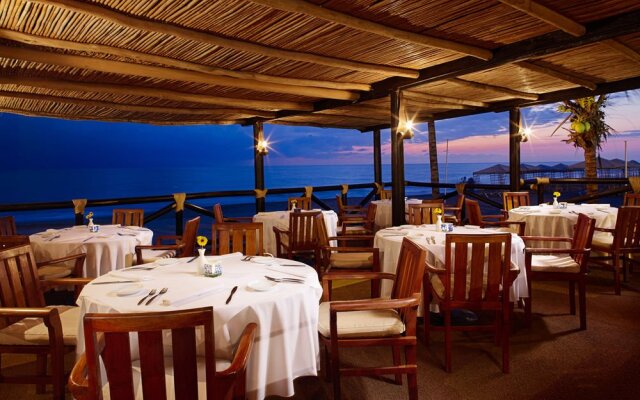 Al Club Velas Vallarta