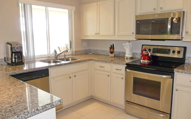 438 North Barfield Drive