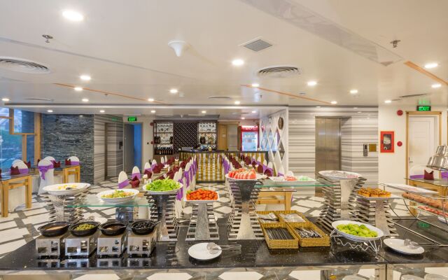 Grand Jeep Hotel Danang