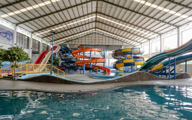 Townhouse OAK Series Style Hotel Jember