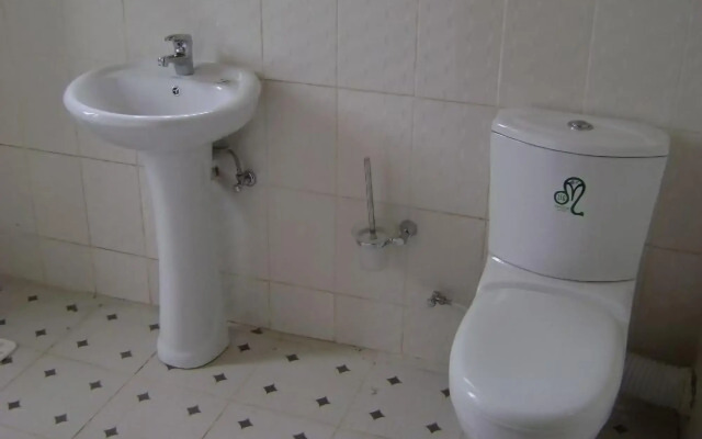 East Airport Guesthouse