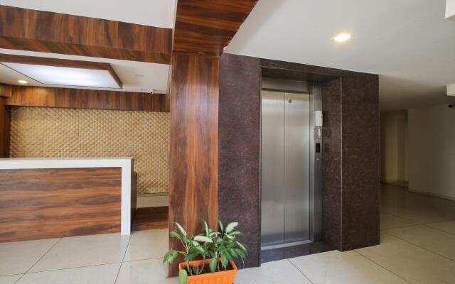 Itsy Hotels Jansi Residency