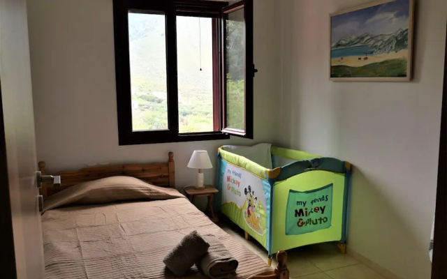 ALONI cottage