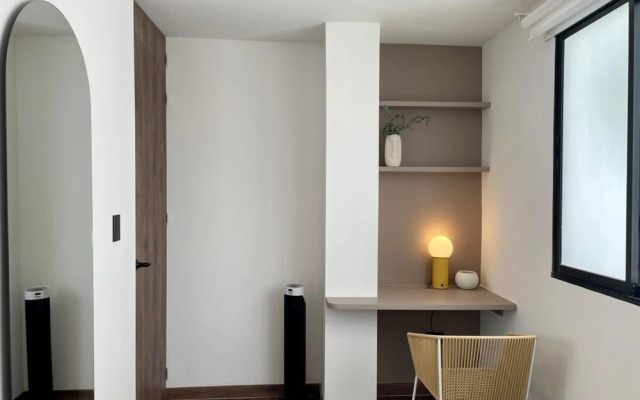 w Impressive 3BR With Balcony in Laureles