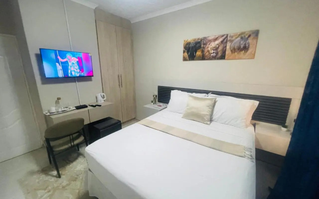 Royal Suites Guest House