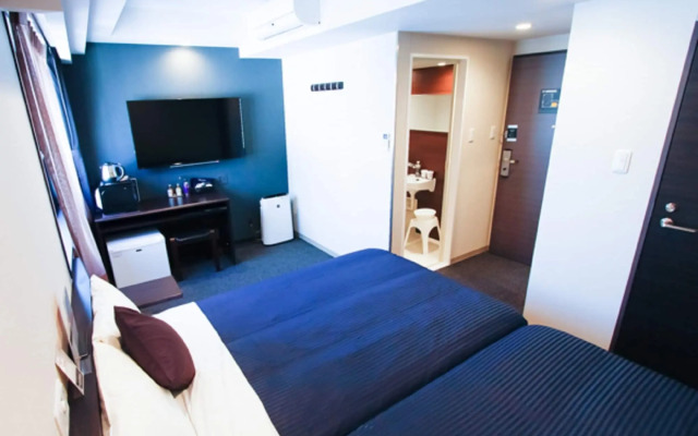 Hotel Livemax Shinsaibashi East