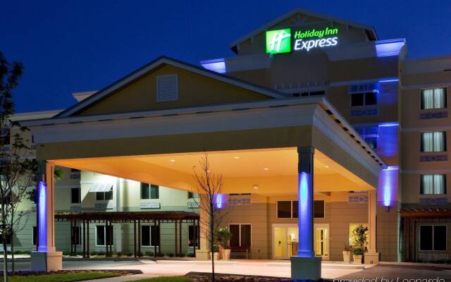 Holiday Inn Express & Suites Palm Bay, an IHG Hotel