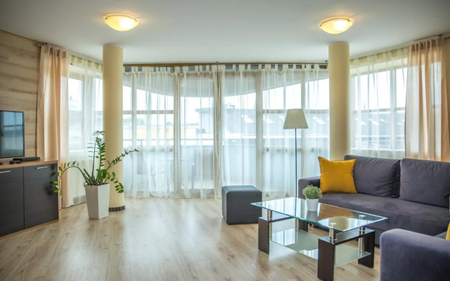 City Aparthotel