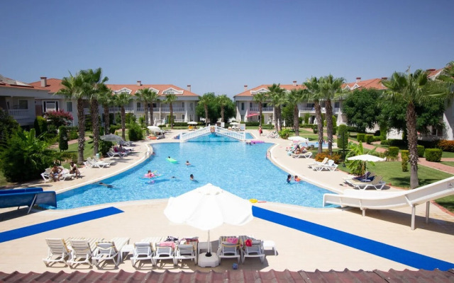 Golf Village Apartment 4
