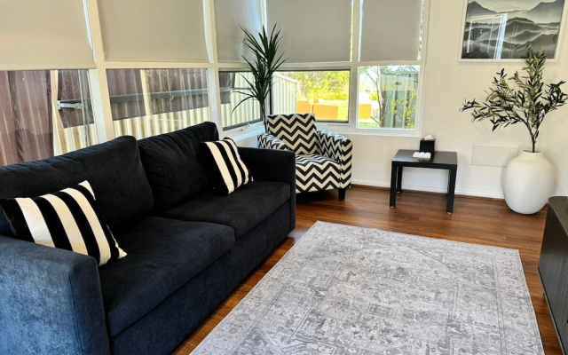 Montblu at Echo Point – Guest Rooms – Sydney