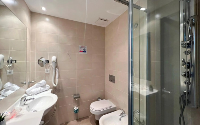 Hotel Bazzanega