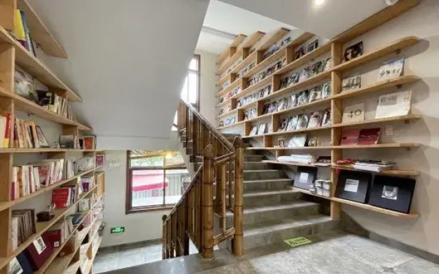 Yunqi · She Hostel