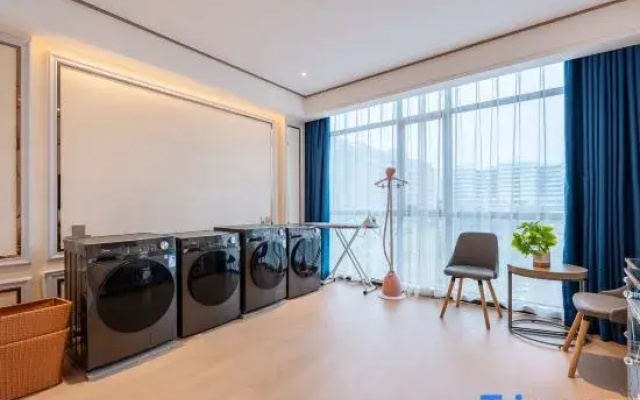 Kyriad Marvelous Hotel (Meizhou High Speed Railway Station)