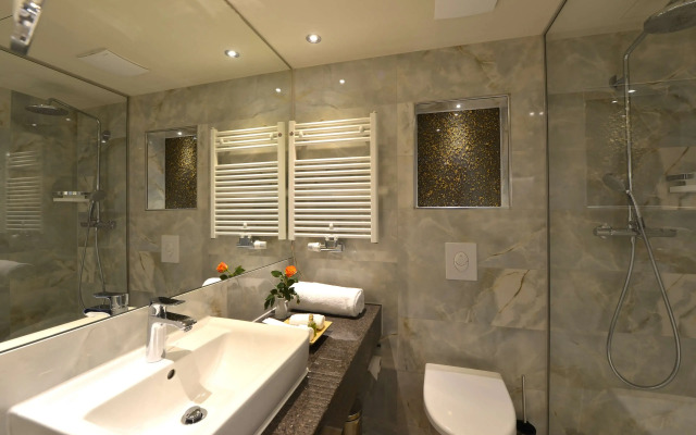 Best Western Plus Delta Park Hotel