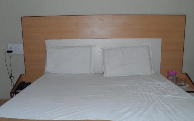 Hotel Pasuparthy Residency