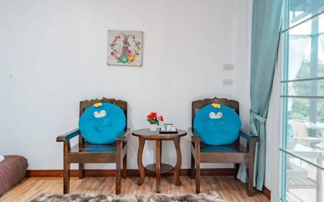 Hubkhaosawan homestay