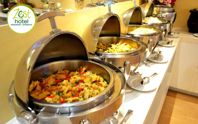 Zest Jemursari by Swiss-Belhotel International