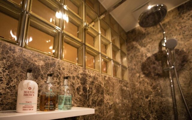 Aplace Antwerp City Flats & Suites