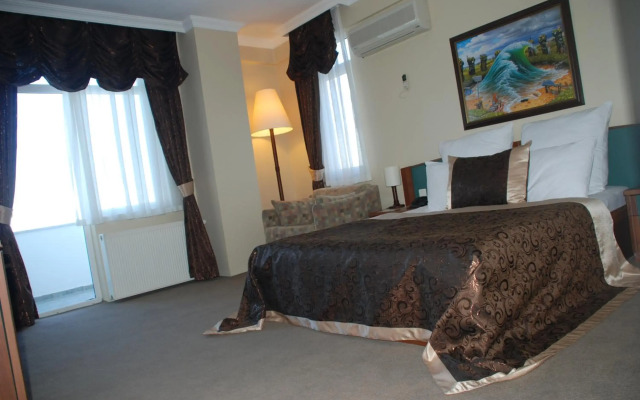 Diapolis Hotel