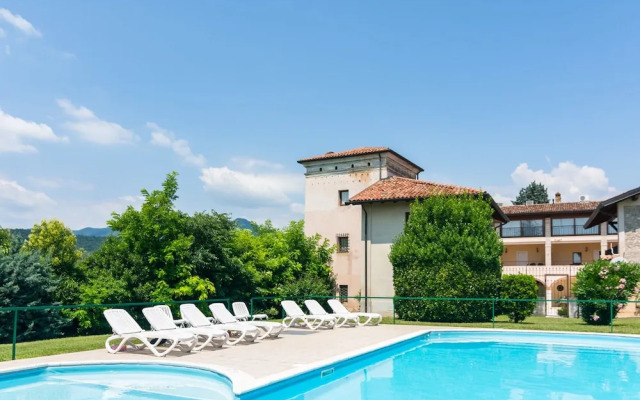 Modern Salo Flat With Pool